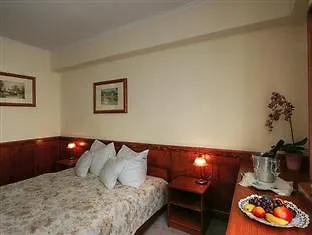 Hotel Irottkoe Koszeg